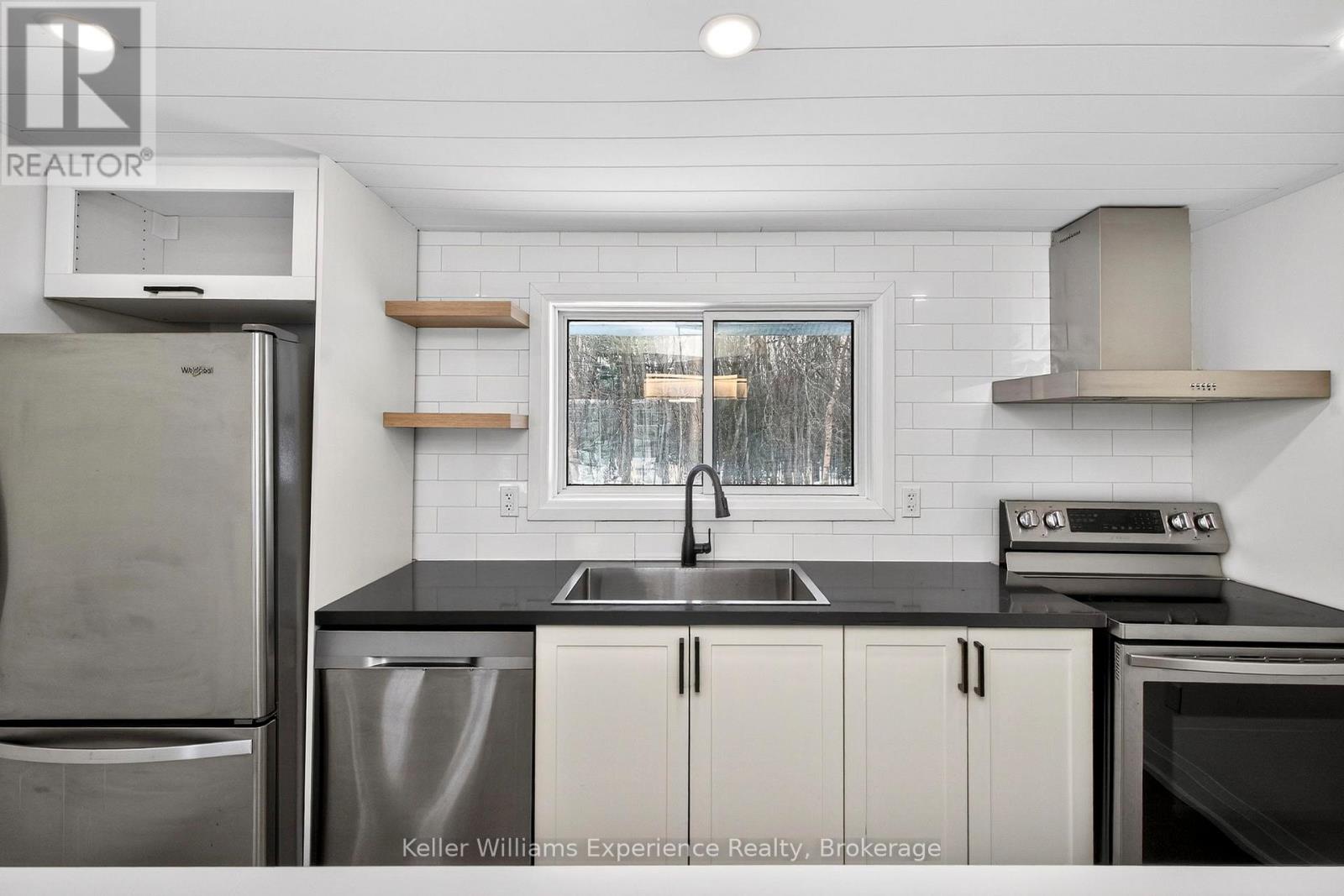 29 Nida Drive, Tiny, Ontario  L9M 0B3 - Photo 8 - S12971734