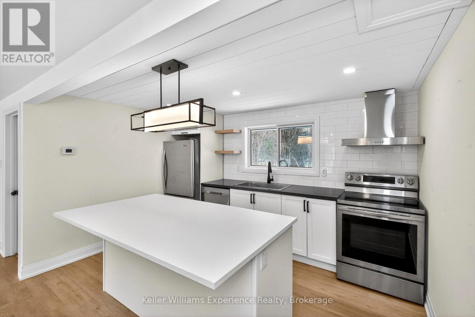 29 Nida Drive, Tiny, Ontario  L9M 0B3 - Photo 9 - S12971734