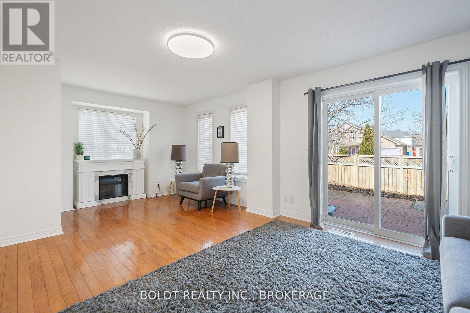 20 B Brown Drive, St. Catharines, Ontario  L2S 3Z4 - Photo 5 - X12971492