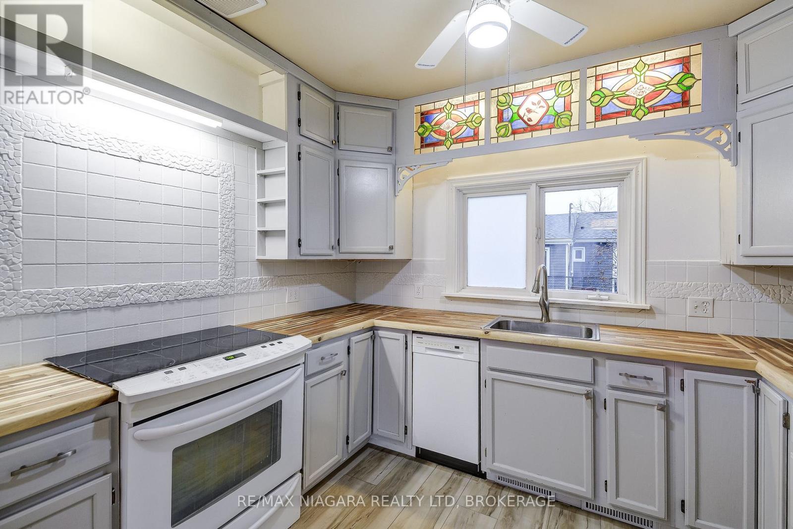 71 Joseph Street, Fort Erie (Lakeshore), Ontario  L2A 5J6 - Photo 29 - X12971588