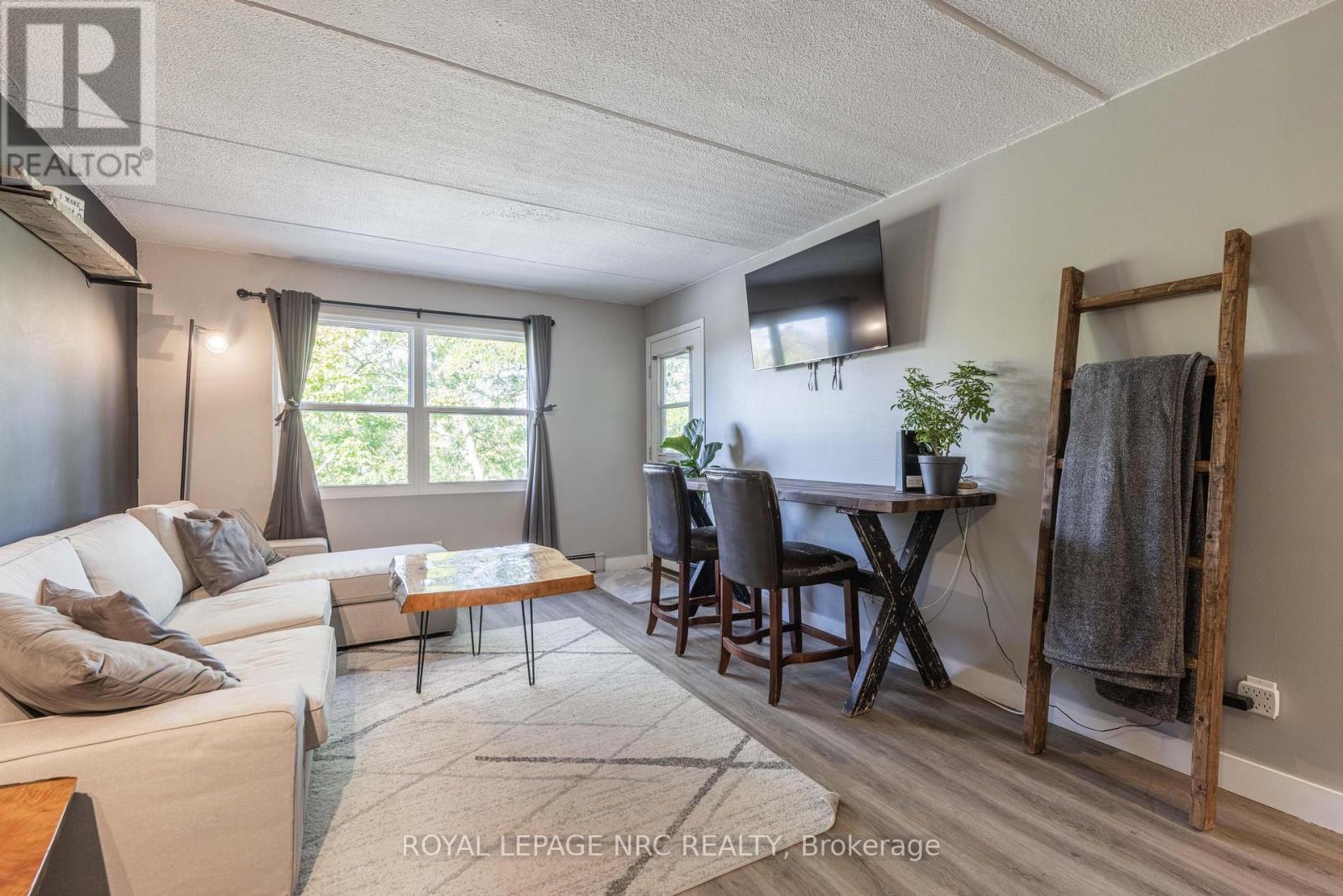 207 - 41 Rykert Street, St. Catharines, Ontario  L2S 3A4 - Photo 3 - X12971728