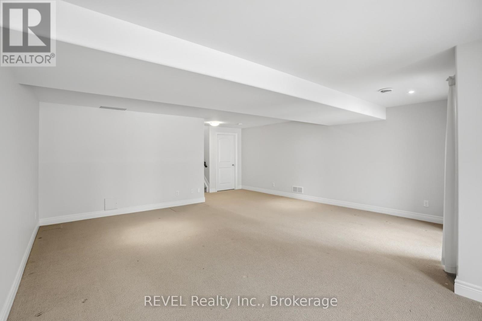 20 Crimson Drive, Niagara-On-The-Lake, Ontario  L0S 1P0 - Photo 26 - X12971740