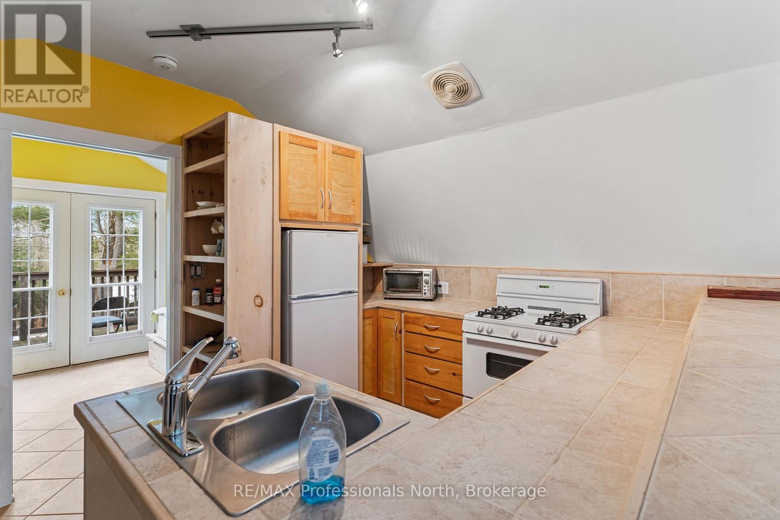 1127 Bobcaygeon Road, Minden Hills (Anson), Ontario  K0M 2K0 - Photo 40 - X12971660