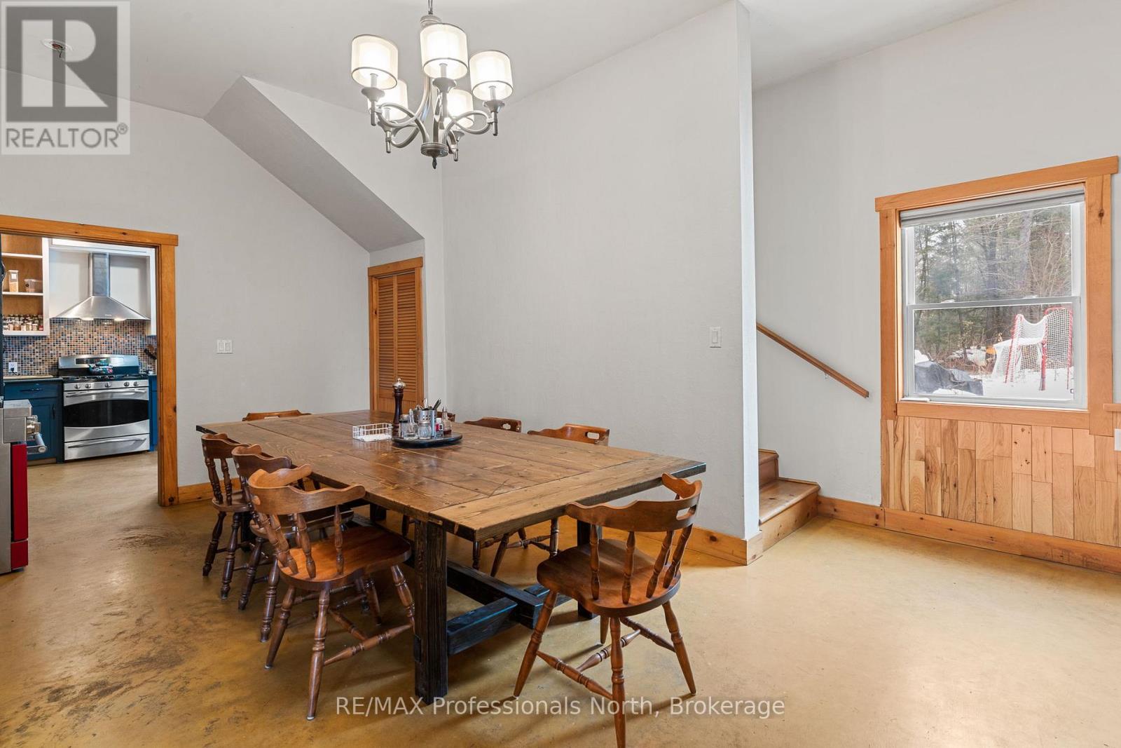 1127 Bobcaygeon Road, Minden Hills (Anson), Ontario  K0M 2K0 - Photo 8 - X12971660