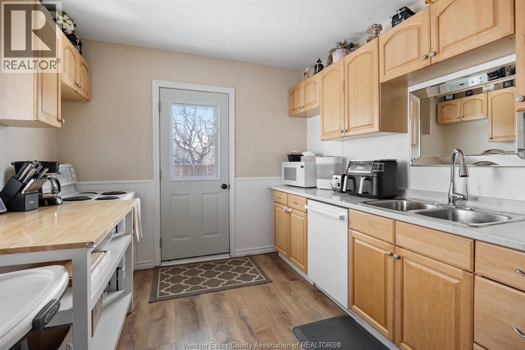 1756 Windermere, Windsor, Ontario  N8W 2S1 - Photo 11 - 26007469