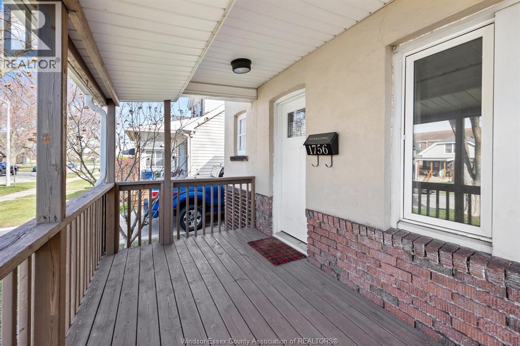1756 Windermere, Windsor, Ontario  N8W 2S1 - Photo 2 - 26007469