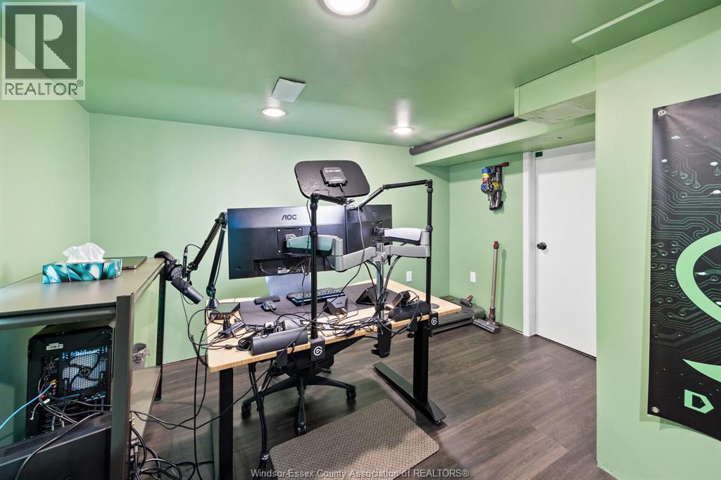 1756 Windermere, Windsor, Ontario  N8W 2S1 - Photo 21 - 26007469