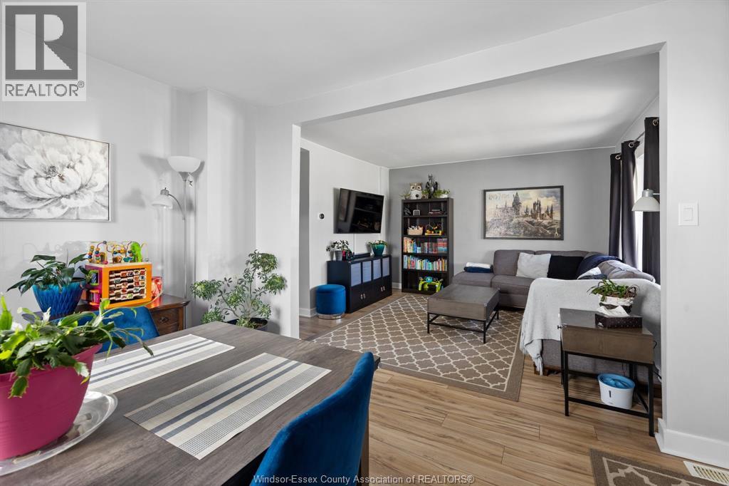 1756 Windermere, Windsor, Ontario  N8W 2S1 - Photo 4 - 26007469