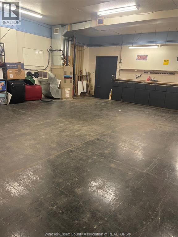 374 Shepherd Street West, Windsor, Ontario  N8X 1C3 - Photo 11 - 26007414