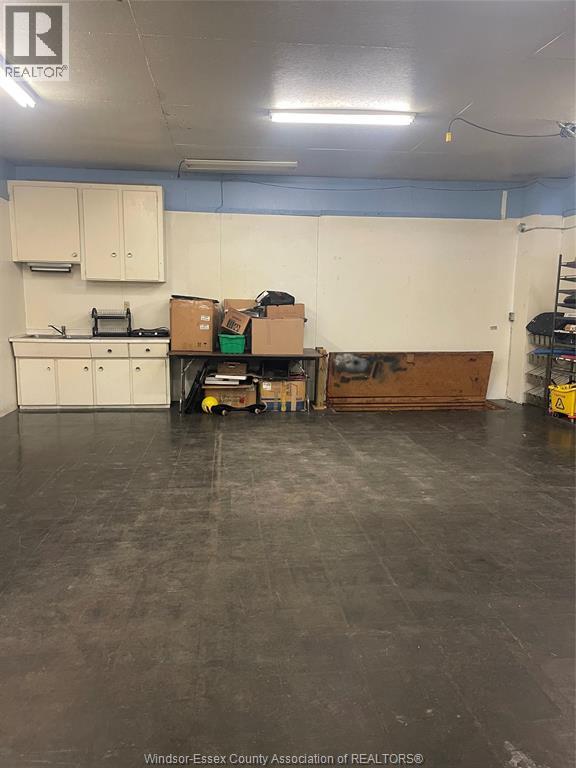 374 Shepherd Street West, Windsor, Ontario  N8X 1C3 - Photo 12 - 26007414