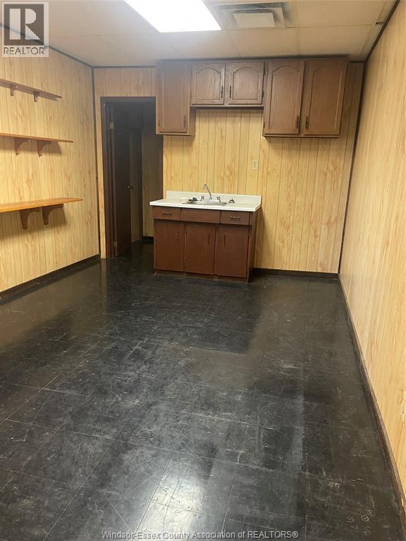 374 Shepherd Street West, Windsor, Ontario  N8X 1C3 - Photo 13 - 26007414