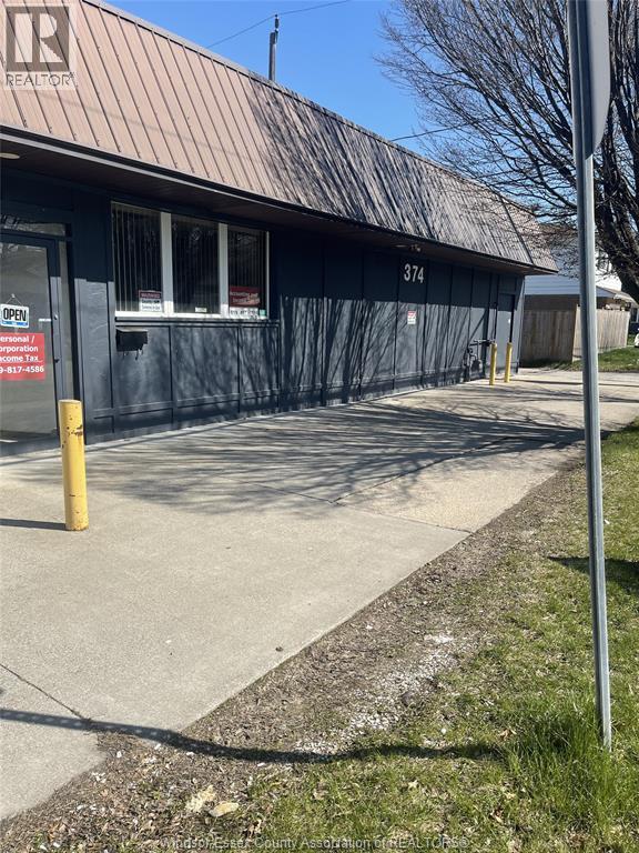 374 Shepherd Street West, Windsor, Ontario  N8X 1C3 - Photo 2 - 26007414