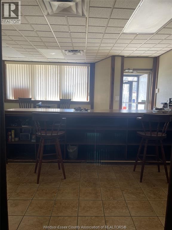 374 Shepherd Street West, Windsor, Ontario  N8X 1C3 - Photo 7 - 26007414