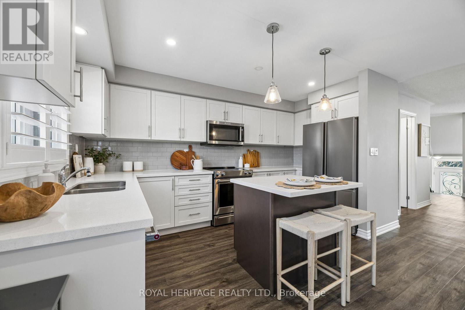 54 Streathern Way, Clarington, Ontario  L1C 3X1 - Photo 12 - E12971434