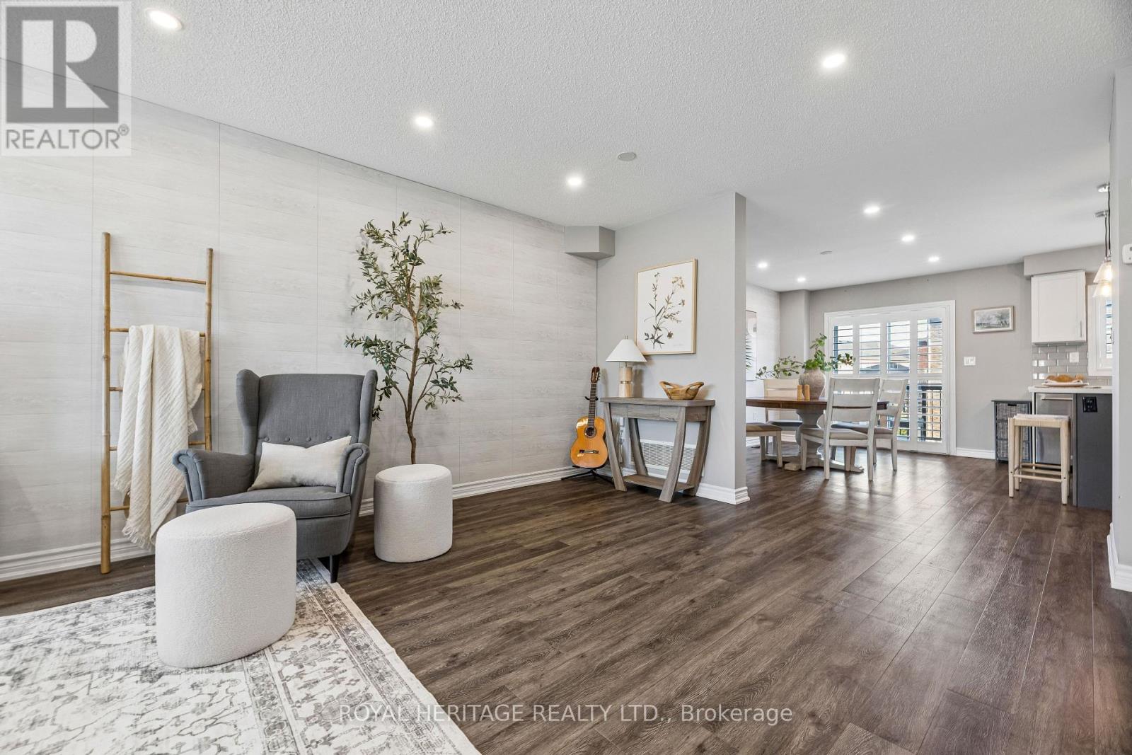 54 Streathern Way, Clarington, Ontario  L1C 3X1 - Photo 6 - E12971434