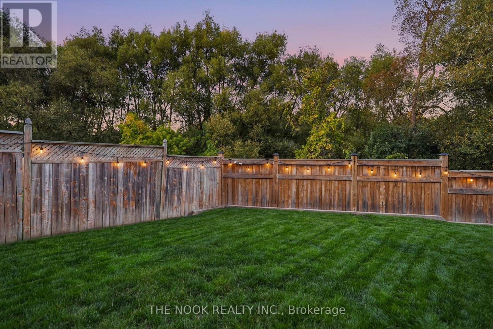 33 Abernethy Crescent, Clarington, Ontario L1C 4Z1 - Photo 4 - E12971564