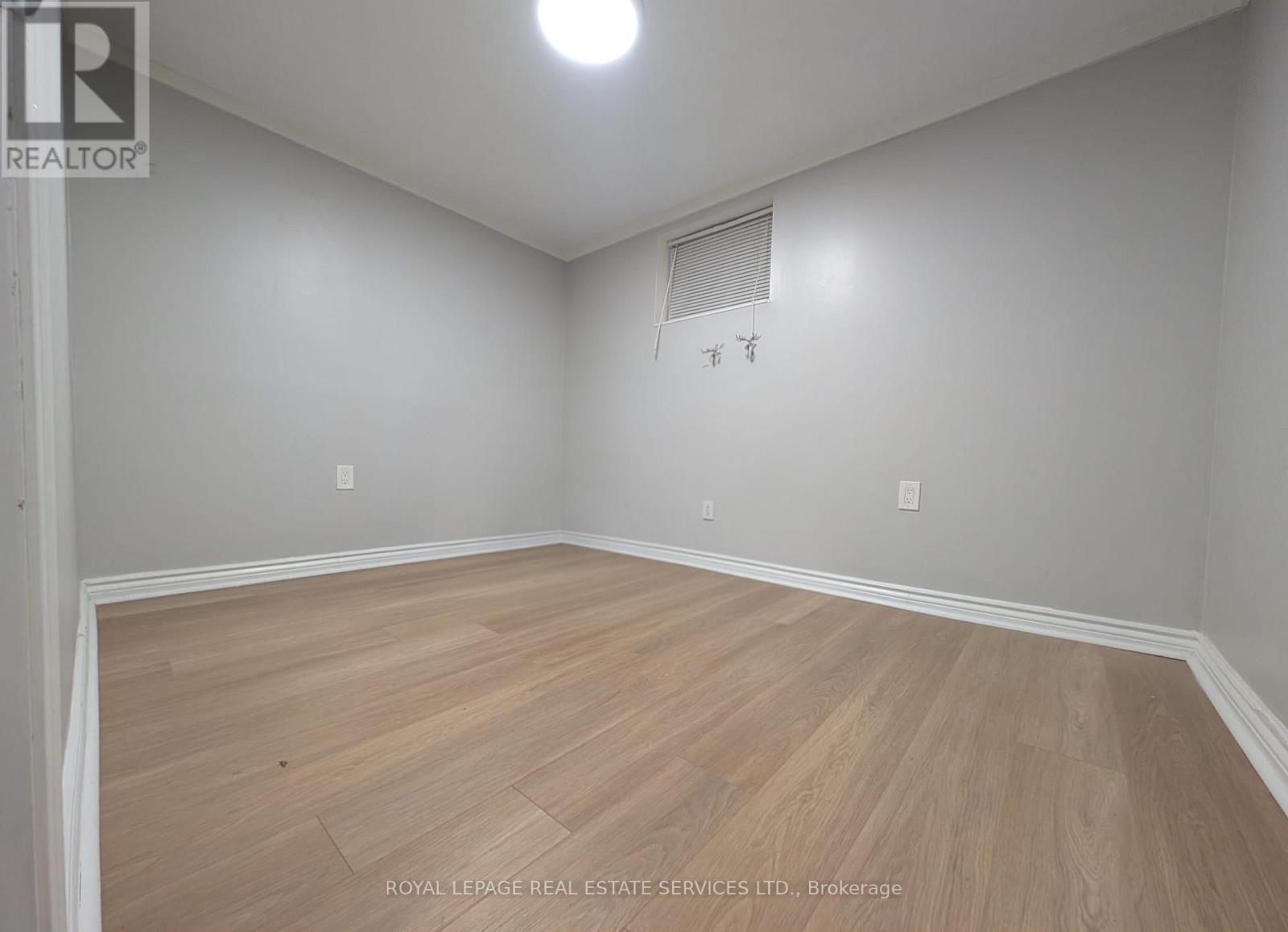 Lower - 126 Sheldon Avenue, Newmarket, Ontario  L3Y 2V7 - Photo 7 - N12962000