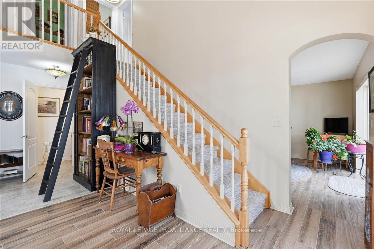 13 Mazinaw Heights Road N, Frontenac, Ontario  K0H 1K0 - Photo 14 - X12971506