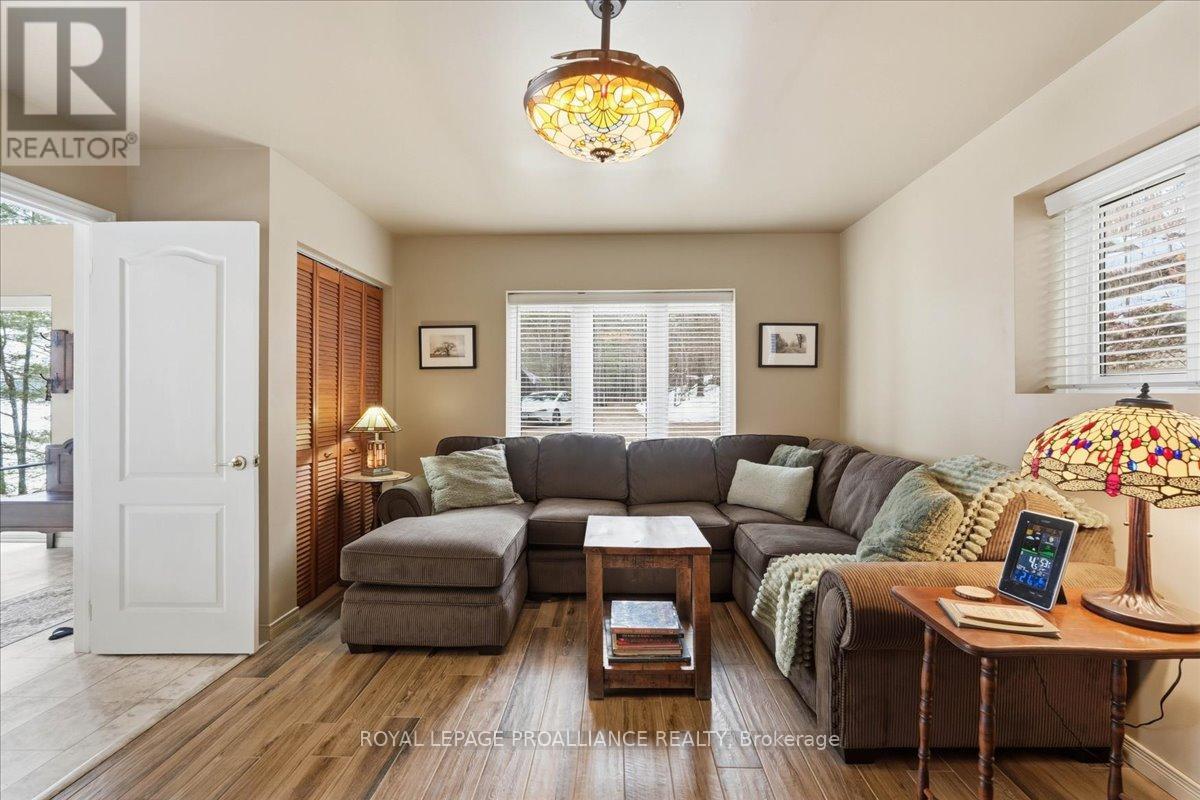 13 Mazinaw Heights Road N, Frontenac, Ontario  K0H 1K0 - Photo 19 - X12971506