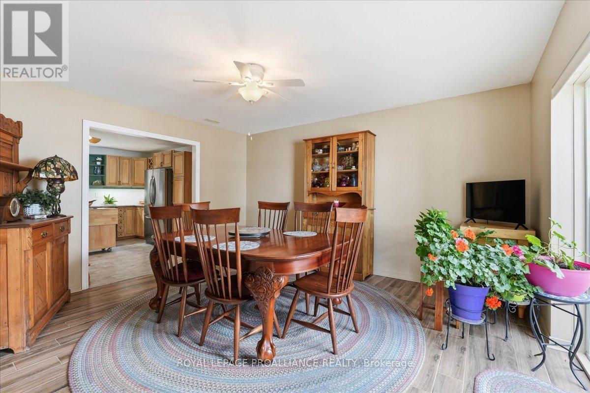 13 Mazinaw Heights Road N, Frontenac, Ontario  K0H 1K0 - Photo 9 - X12971506