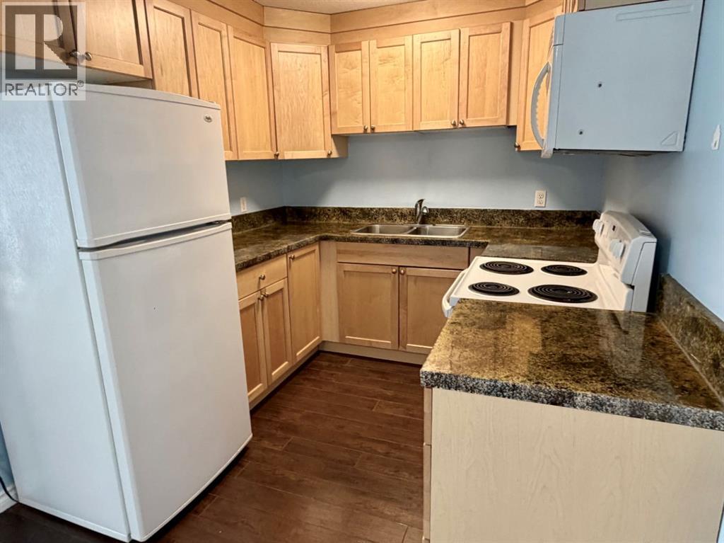 212b, 295 Columbia Boulevard W, Lethbridge, Alberta  T1K 4B8 - Photo 10 - A2298351