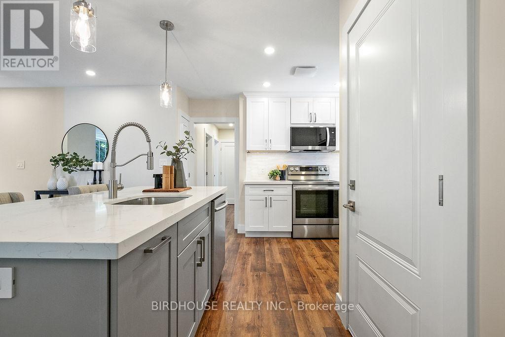 Main Floor - 813 Aylmer Street N, Peterborough, Ontario  K9H 3Y3 - Photo 6 - X12971618