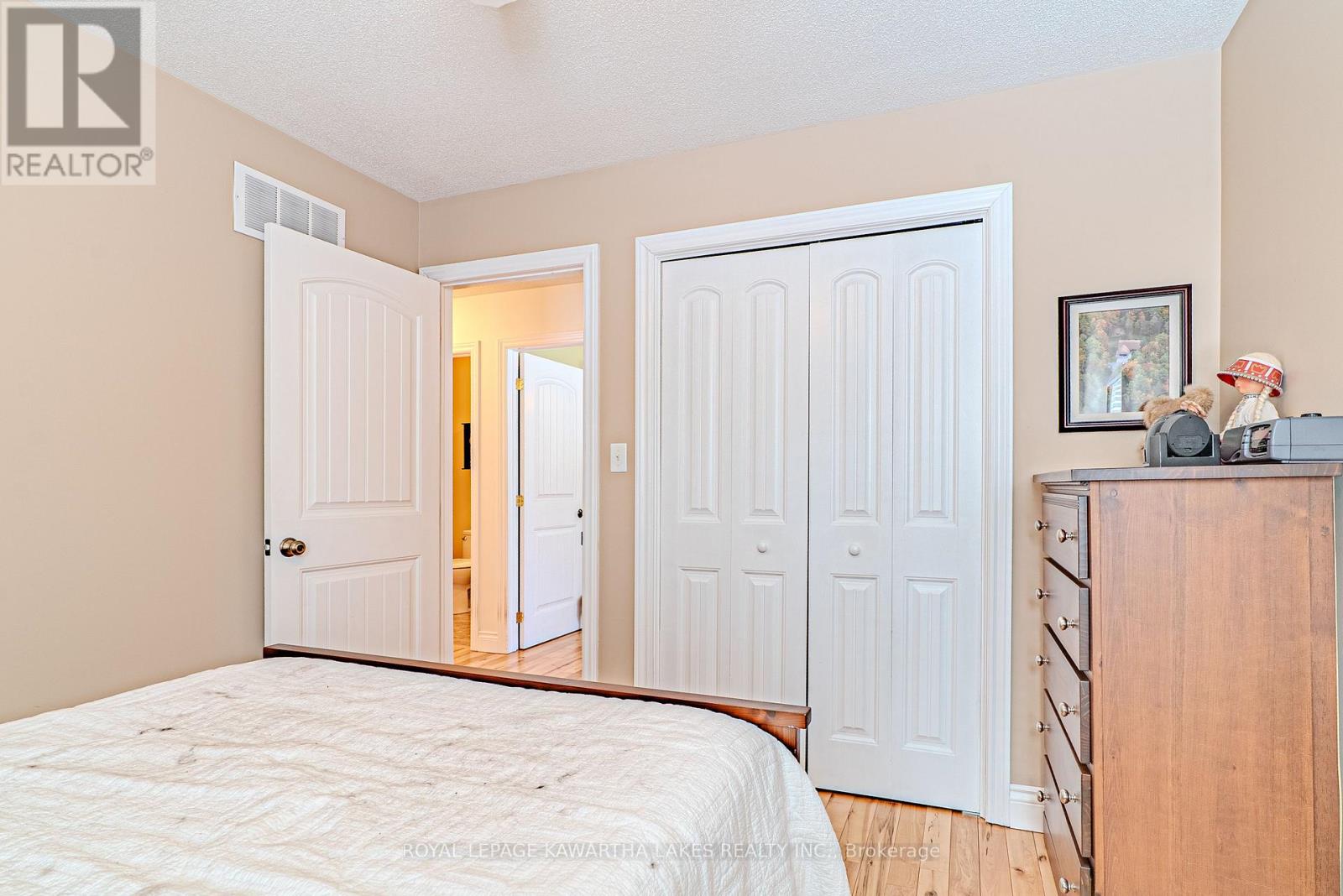 914 County Rd 49, Trent Lakes, Ontario  K0M 1A0 - Photo 23 - X12971700