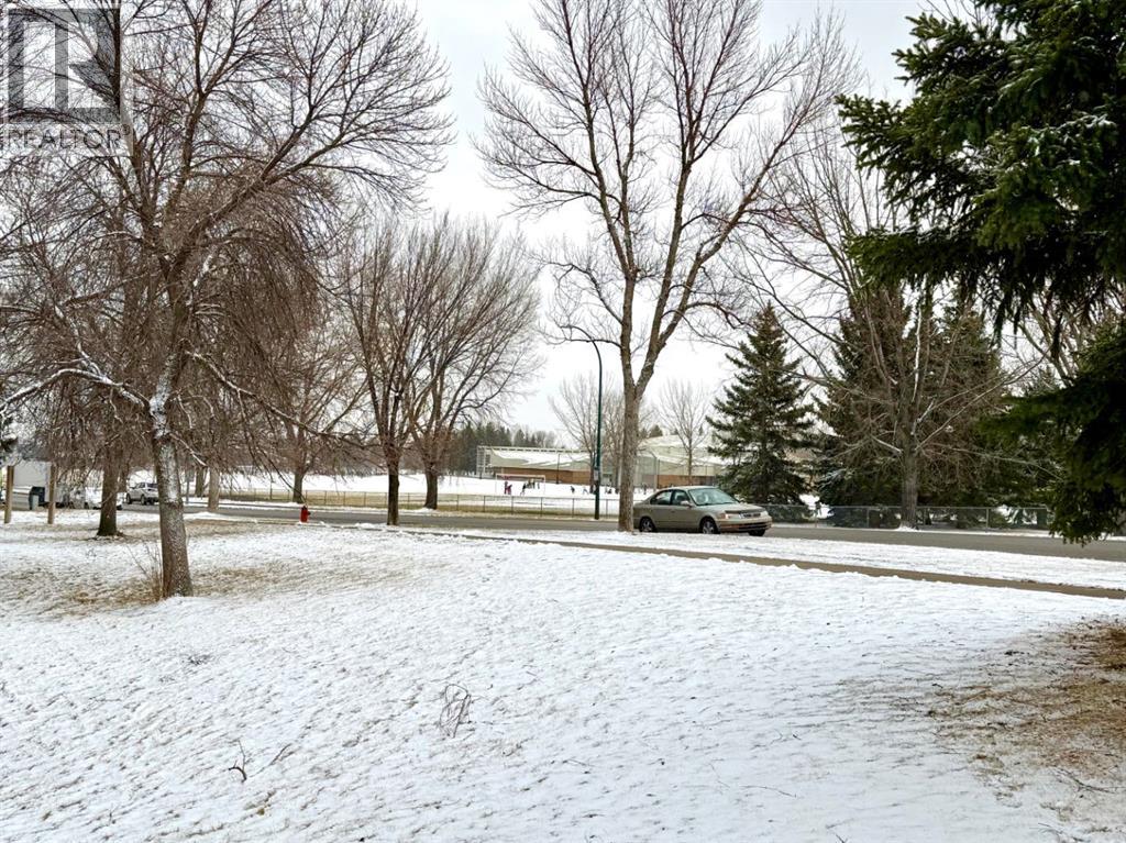 212b, 295 Columbia Boulevard W, Lethbridge, Alberta  T1K 4B8 - Photo 33 - A2298351