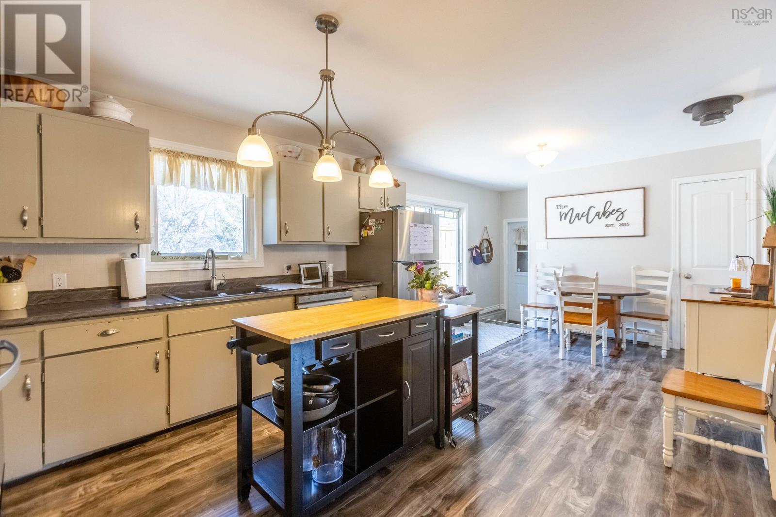 19 Boylston Avenue, Amherst, Nova Scotia  B4H 3W9 - Photo 7 - 202606643