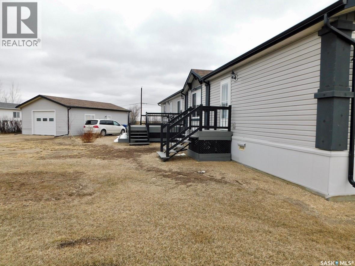 7-9 Allard BAY, Gravelbourg, Saskatchewan