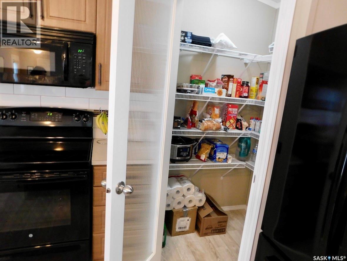 7-9 Allard Bay, Gravelbourg, Saskatchewan  S0H 1X0 - Photo 15 - SK032361