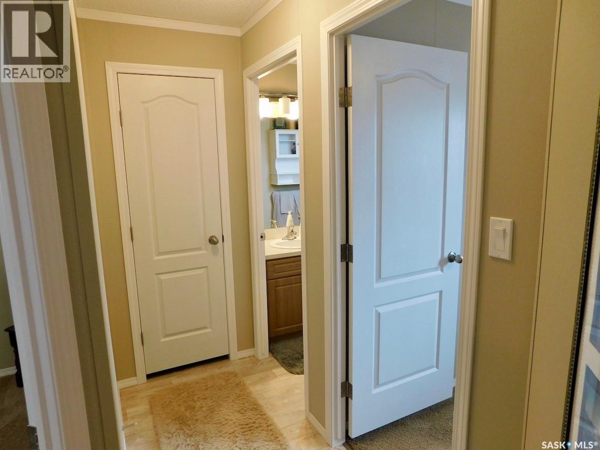 7-9 Allard Bay, Gravelbourg, Saskatchewan  S0H 1X0 - Photo 26 - SK032361