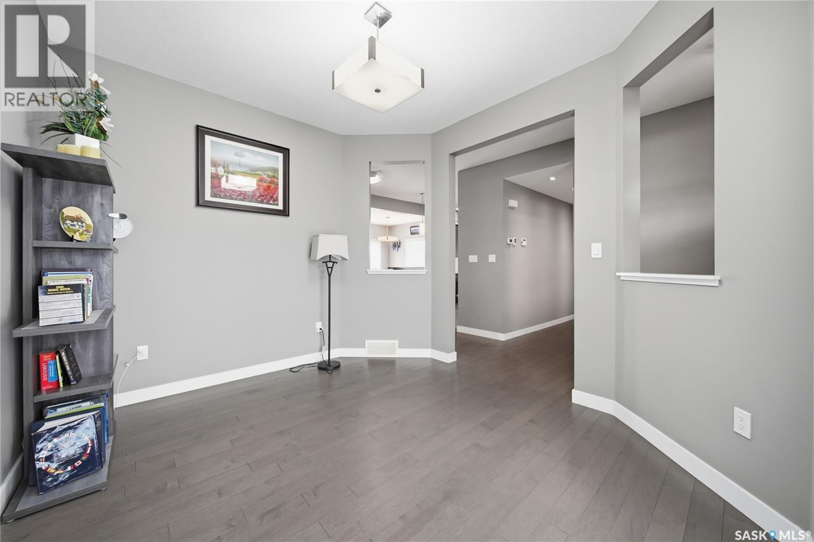 411 Flynn Lane, Saskatoon, Saskatchewan  S7V 0L1 - Photo 4 - SK032330