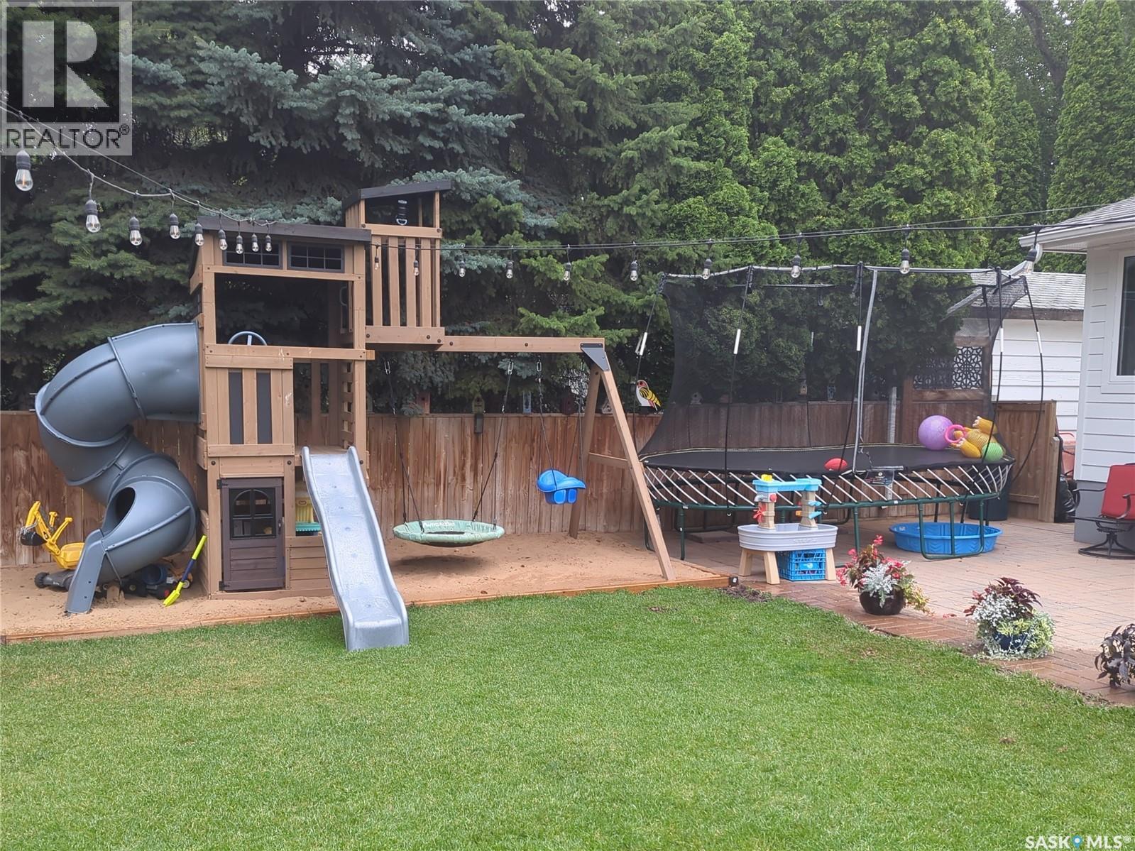 16 Pinder Crescent, Saskatoon, Saskatchewan  S7J 2K8 - Photo 40 - SK032284