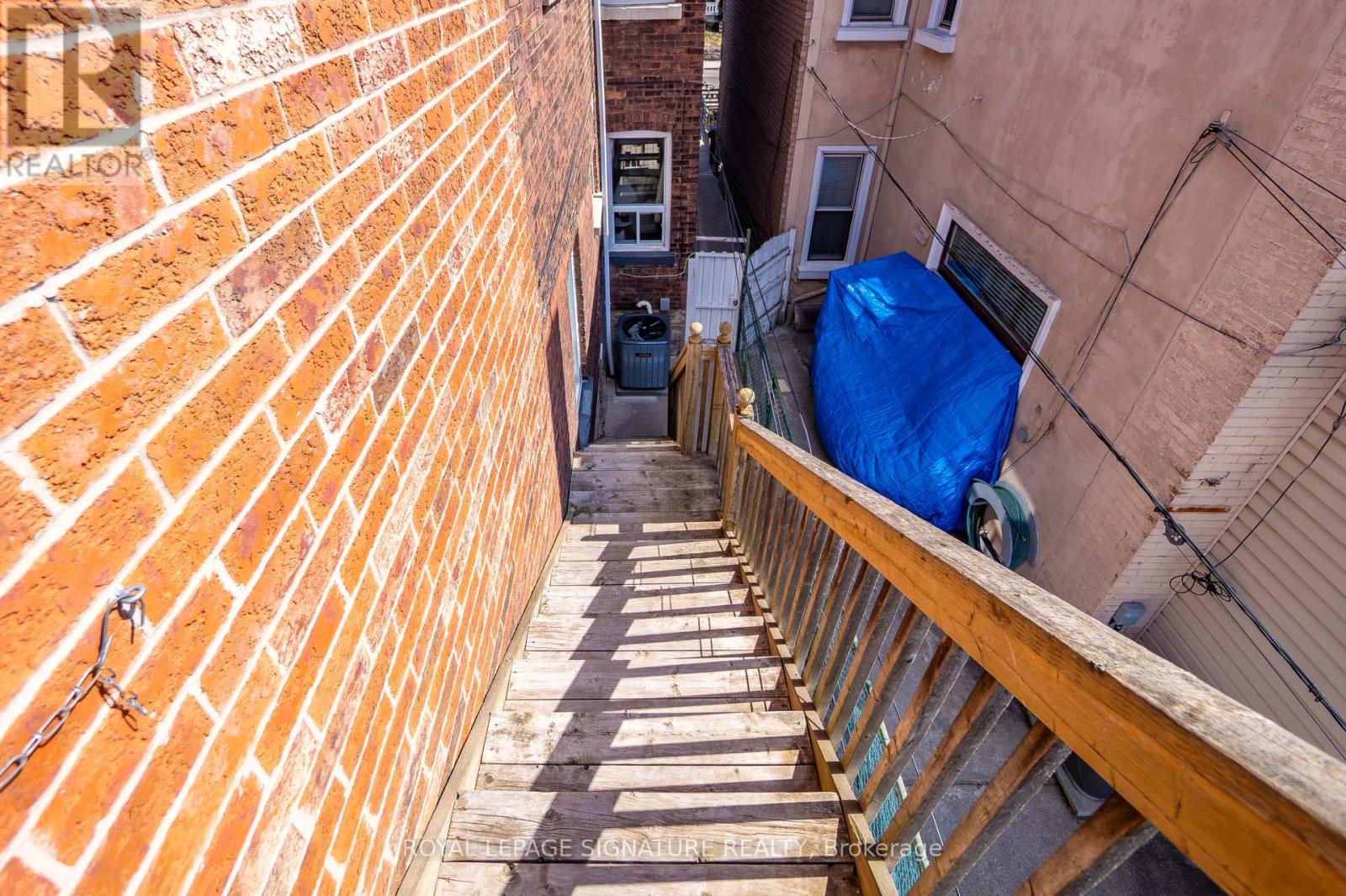 158 Margueretta Street, Toronto, Ontario  M6H 3S3 - Photo 30 - C12971488