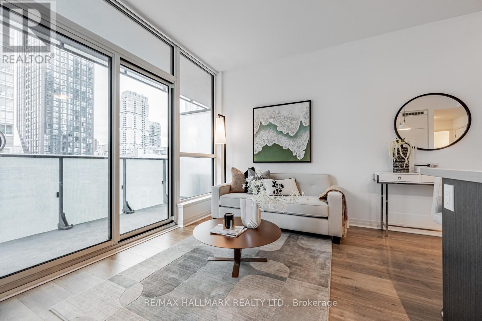 901 - 8 Mercer Street, Toronto, Ontario  M5V 0C4 - Photo 9 - C12971508