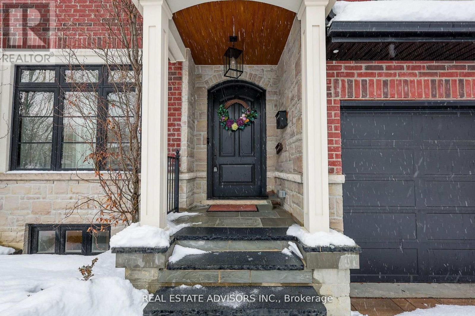 20 Arrowstook Road, Toronto, Ontario  M2K 1J9 - Photo 3 - C12971514