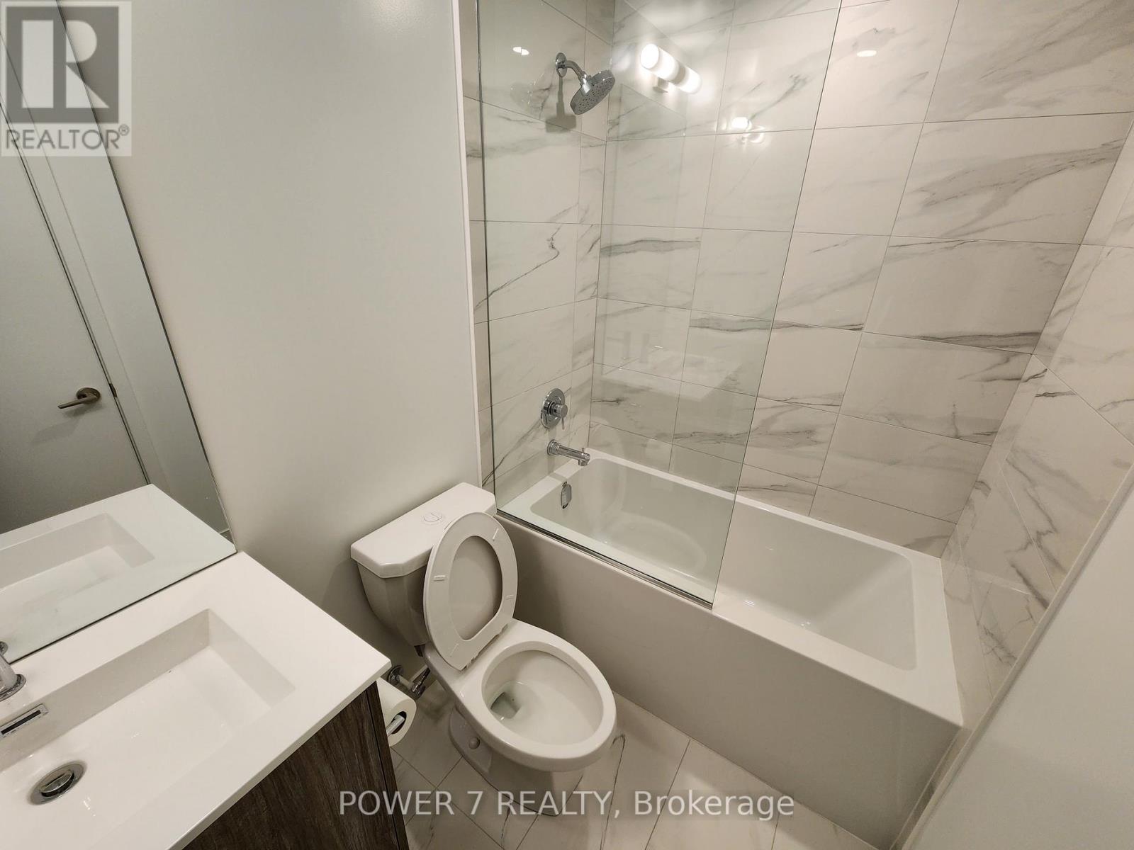 1911 - 180 Front Street E, Toronto, Ontario  M5A 0A9 - Photo 12 - C12971586