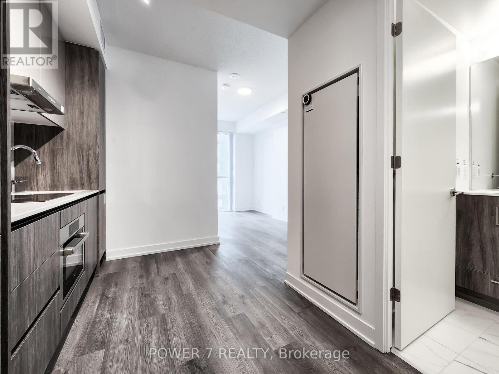 1911 - 180 Front Street E, Toronto, Ontario  M5A 0A9 - Photo 13 - C12971586