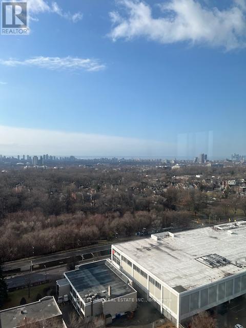 2008 - 310 Tweedsmuir Avenue, Toronto, Ontario  M5P 2Y2 - Photo 5 - C12971592