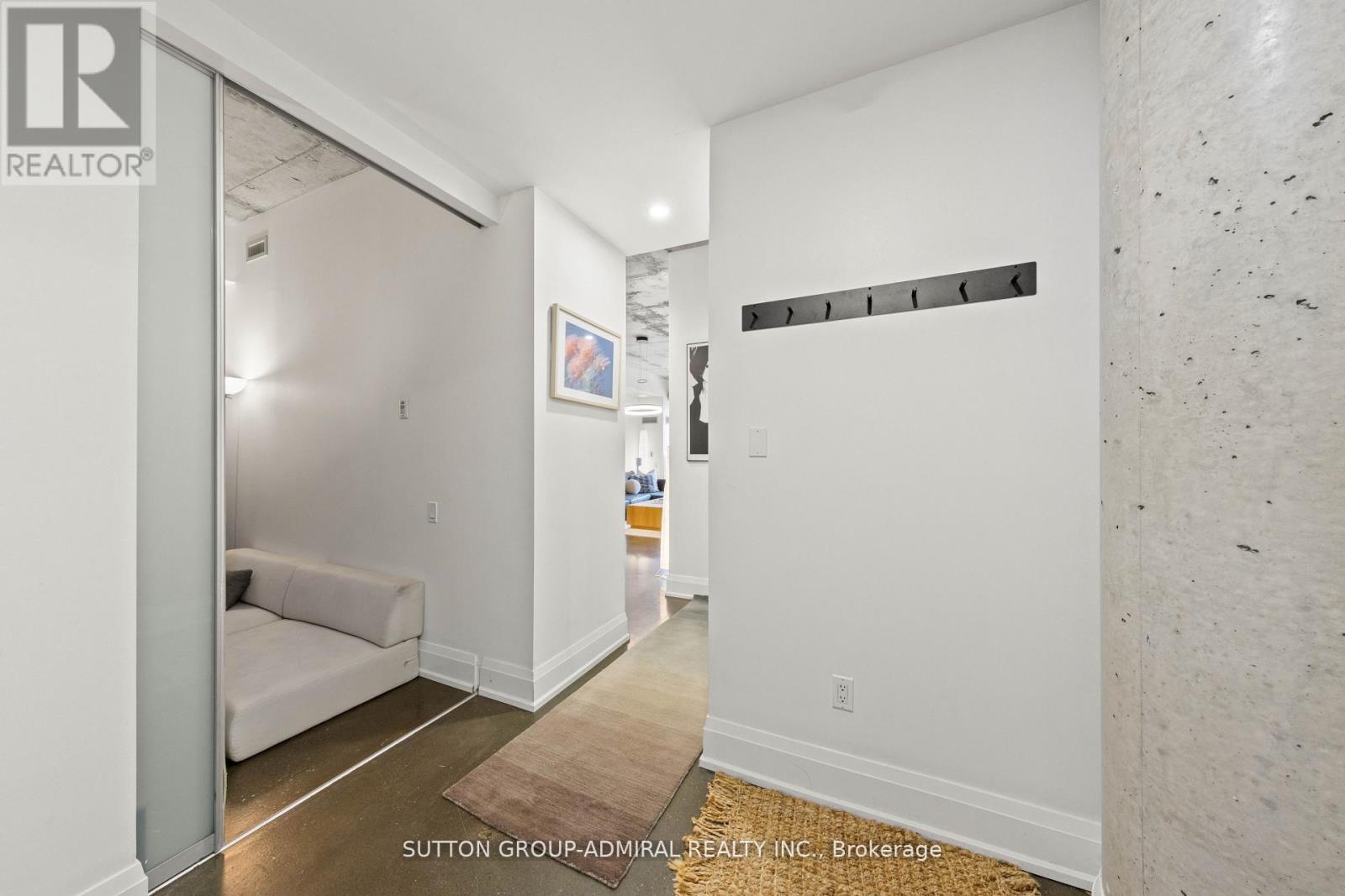 206 - 20 Stewart Street, Toronto, Ontario  M5V 1H6 - Photo 3 - C12971622
