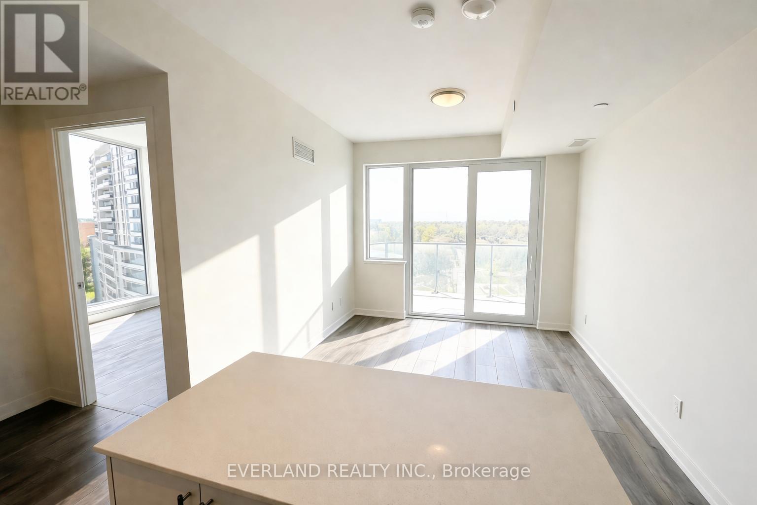 905 - 15 Ellerslie Avenue, Toronto, Ontario  M2N 0L7 - Photo 2 - C12971676