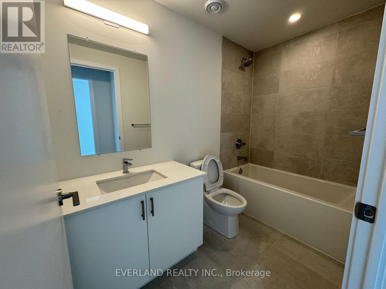 905 - 15 Ellerslie Avenue, Toronto, Ontario  M2N 0L7 - Photo 3 - C12971676