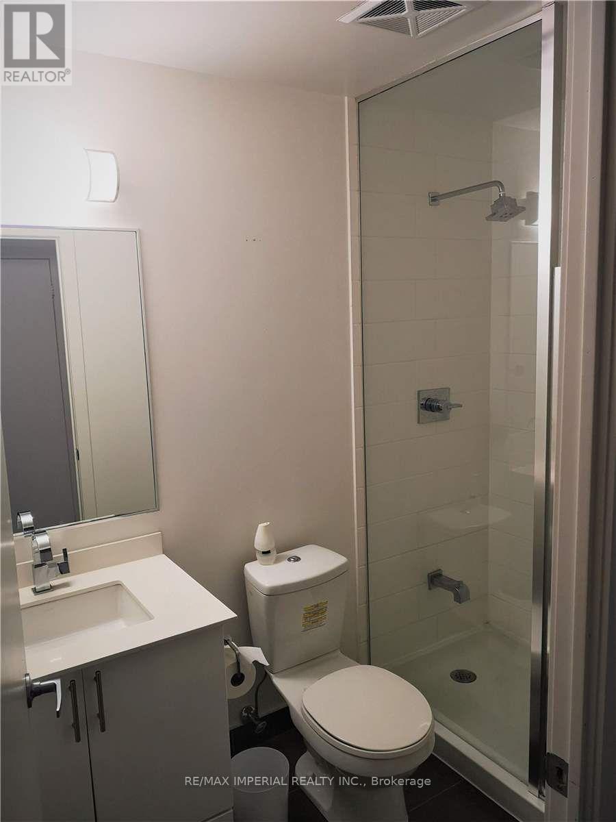 2006- Bedroom 2 - 225 Sackville Street, Toronto, Ontario  M5A 0B9 - Photo 4 - C12971684