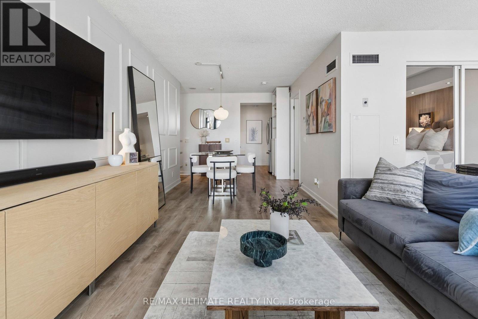 1102 - 373 Front Street W, Toronto, Ontario  M5V 3R7 - Photo 11 - C12971692