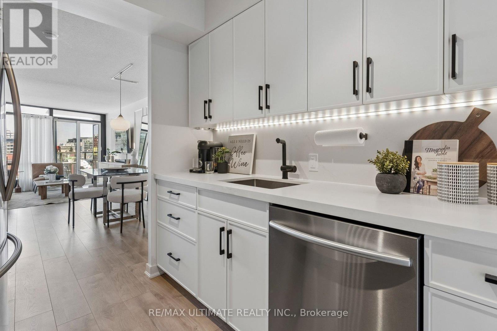 1102 - 373 Front Street W, Toronto, Ontario  M5V 3R7 - Photo 16 - C12971692