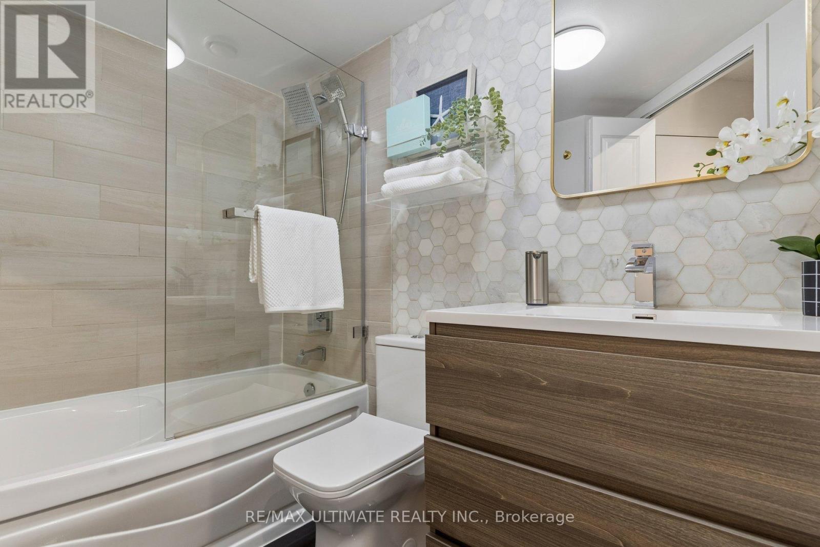 1102 - 373 Front Street W, Toronto, Ontario  M5V 3R7 - Photo 22 - C12971692