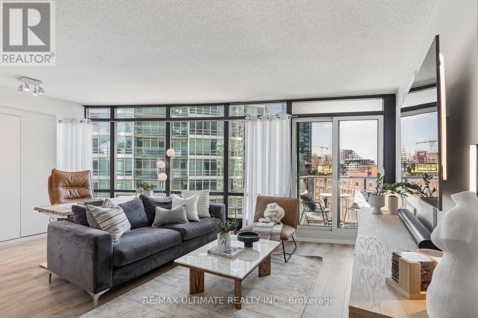 1102 - 373 Front Street W, Toronto, Ontario  M5V 3R7 - Photo 8 - C12971692