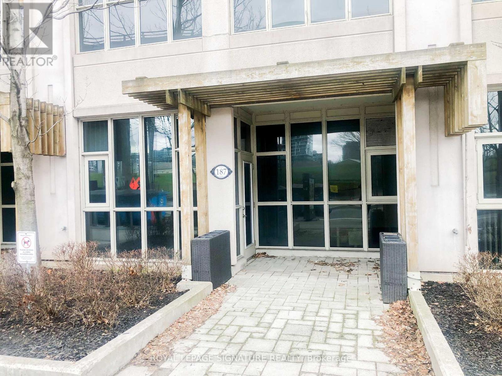 123 - 187 Fort York Boulevard W, Toronto, Ontario  M5V 0C2 - Photo 3 - C12971724