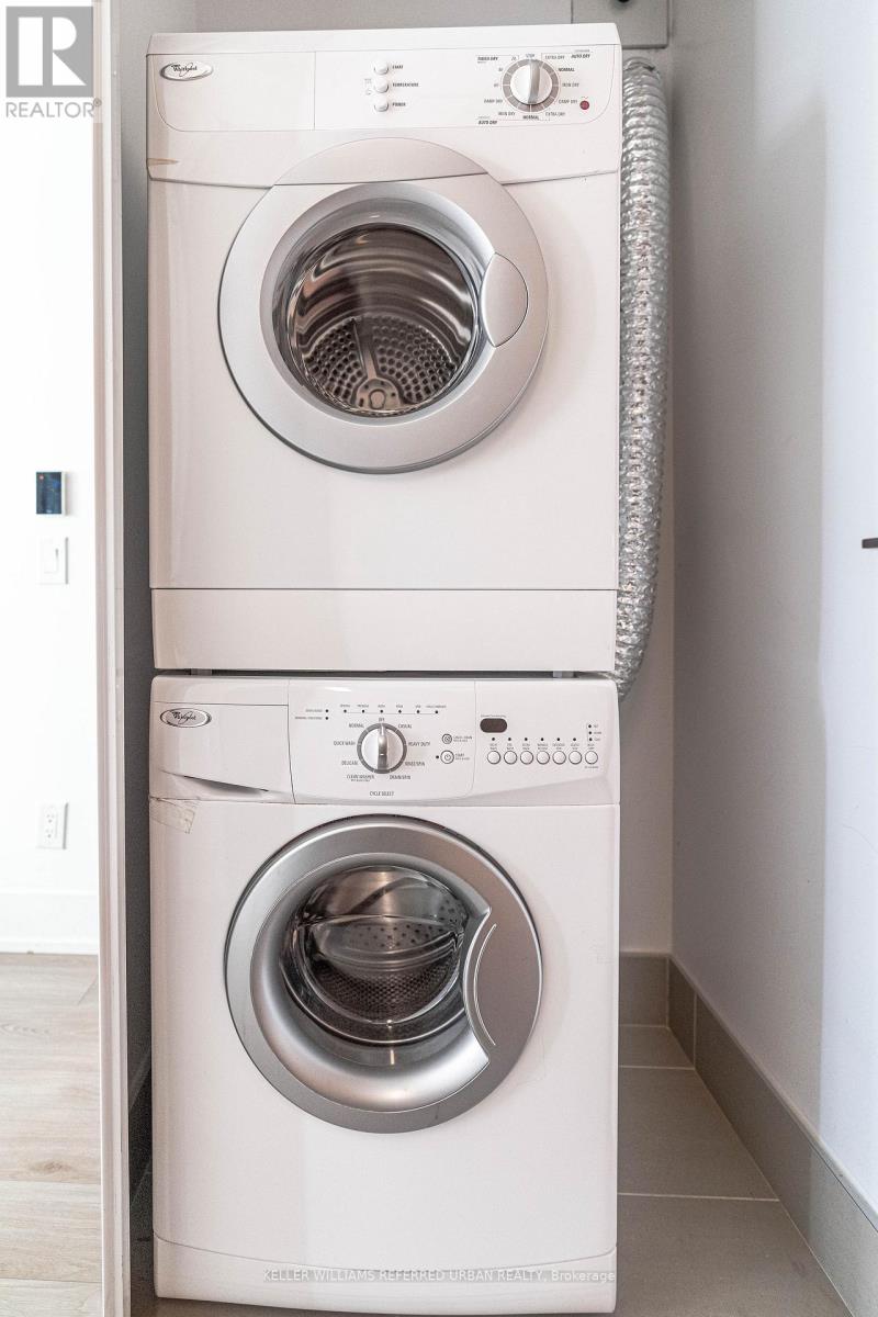 1206 - 111 St. Clair Avenue W, Toronto, Ontario  M4V 1N5 - Photo 10 - C12971726